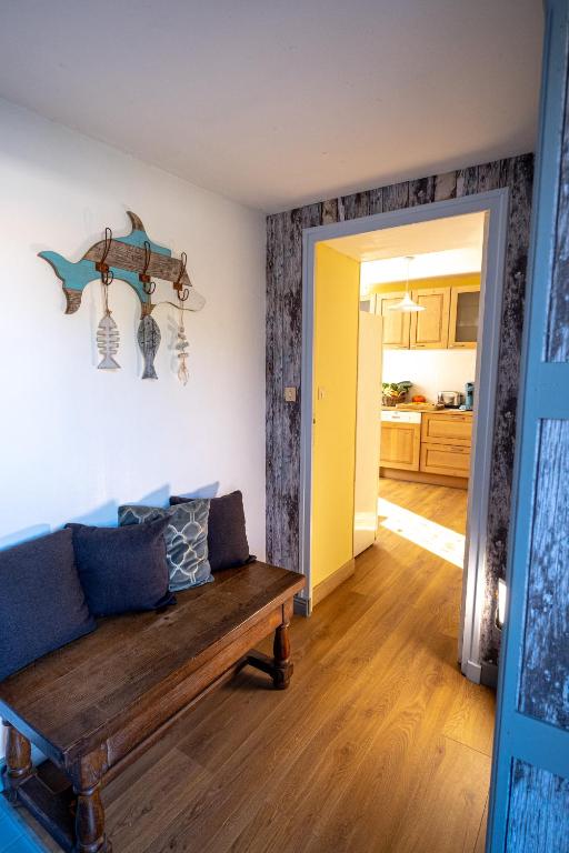 Coeur-de-charente-maritime, au fil de l'eau - Three-Bedroom House