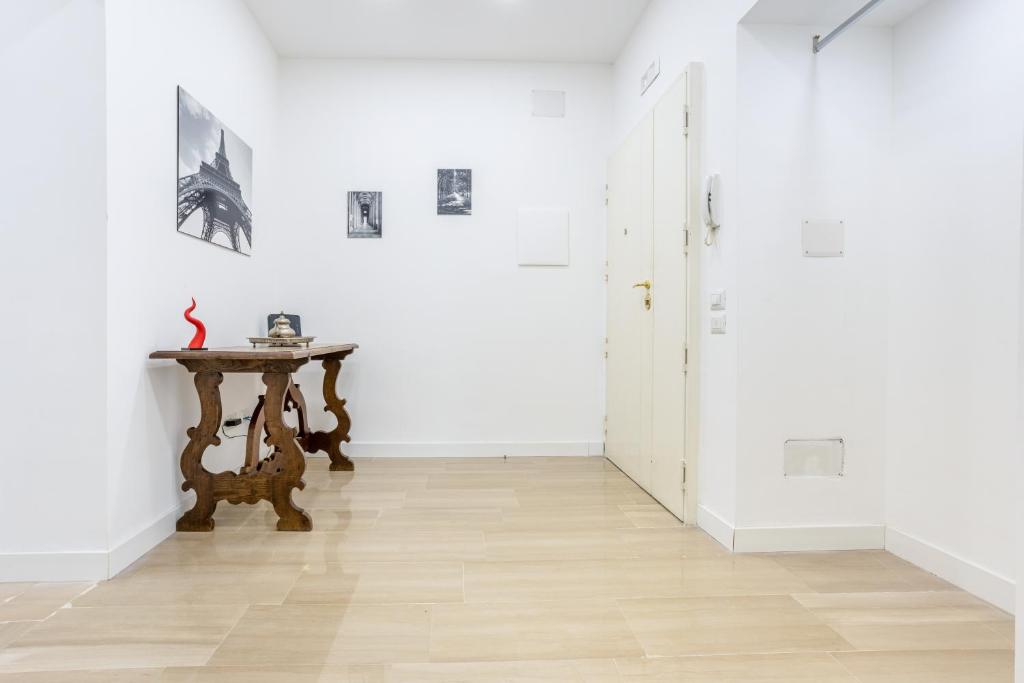 Zdjęcie z galerii obiektu Vomero Deluxe Apartments w mieście Neapol