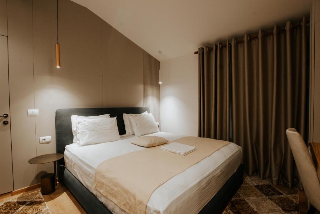 Uma cama ou camas num quarto em Sharm Hotel Luxury