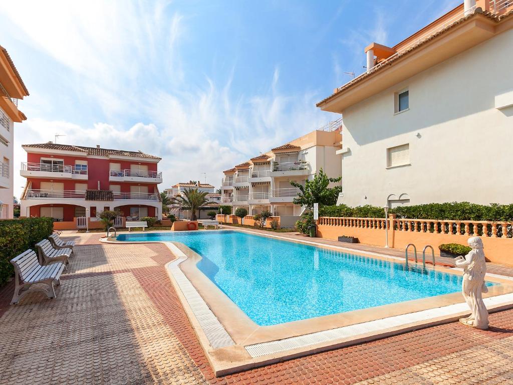 Bazén v ubytování Apartment Talima-1 by Interhome nebo v jeho okolí