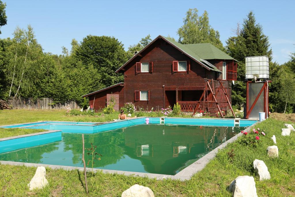 Piscina a Kalibas I o a prop