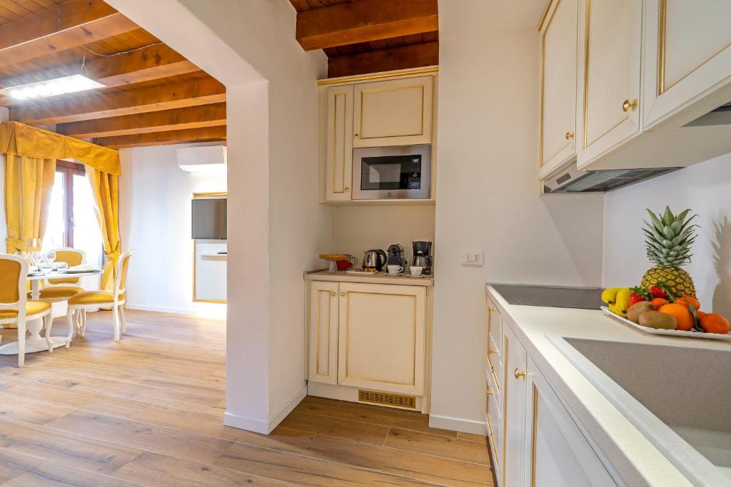 Laguna D'oro Luxury Apartments - 8