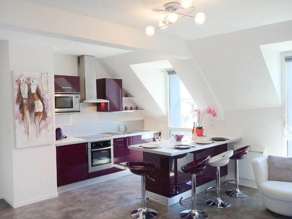 Kuchyň nebo kuchyňský kout v ubytování Apartment La Passerelle by Interhome