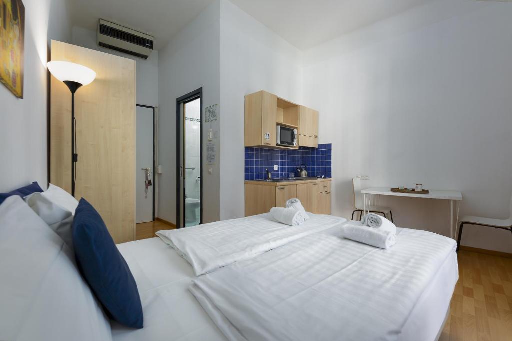 GuestHouse Lugano Center by LR - Resim 34