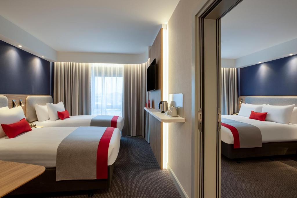 
Standard Twin Room with Free Hot Breakfast
