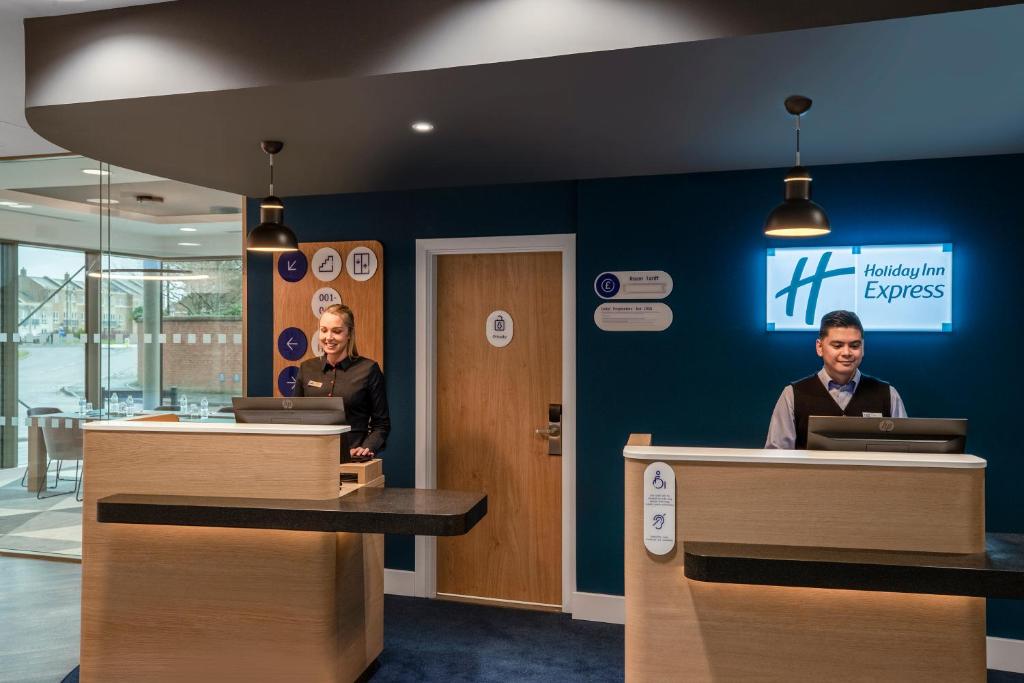 Holiday Inn Express Cambridge West - Cambourne by IHG - Resim 7
