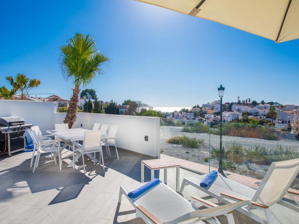 Balkón alebo terasa v ubytovaní Holiday Home Royal Palm by Interhome