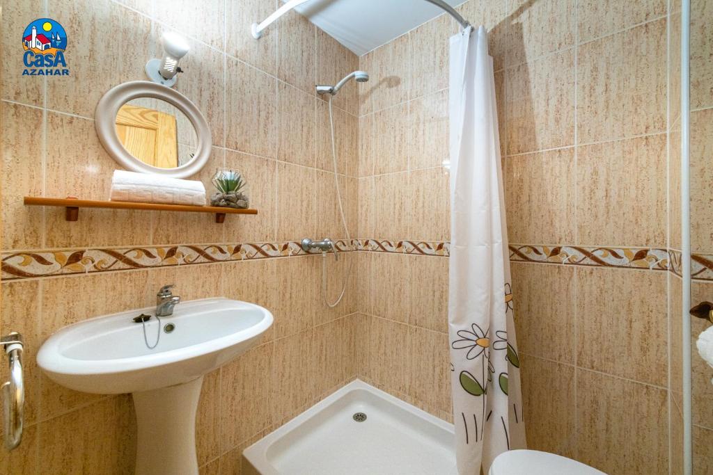 Koupelna v ubytování Apartamentos Sant Jaume Casa Azahar