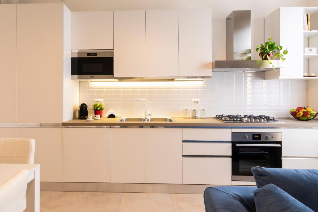 Kuchyňa alebo kuchynka v ubytovaní BICOCCA HOME - 2 Bedrooms