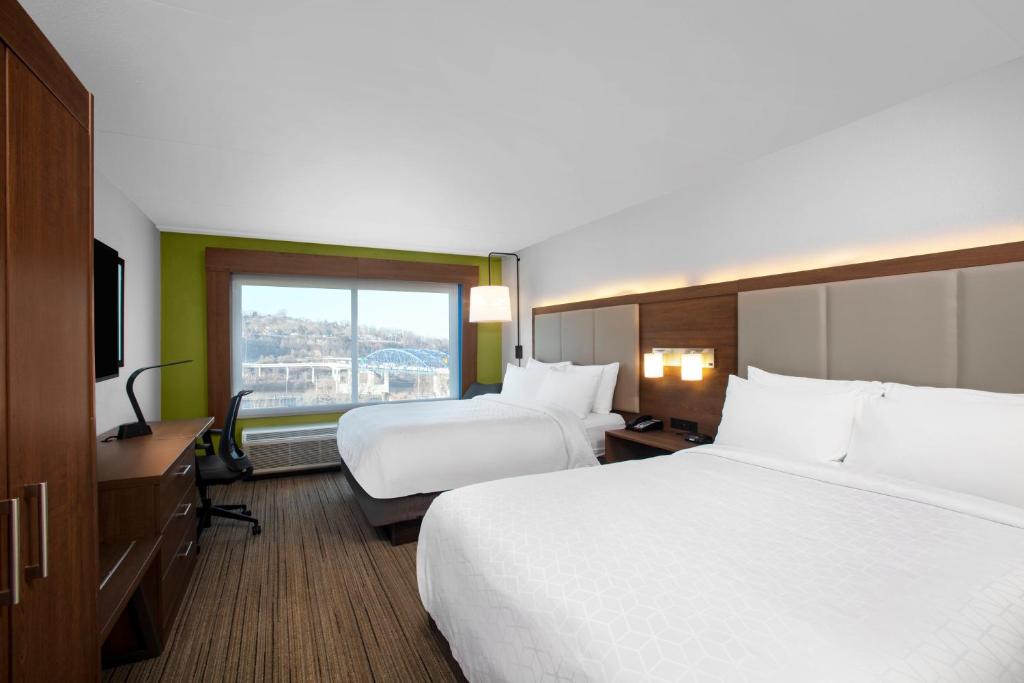 Holiday Inn Express Charleston-Civic Center by IHG photo