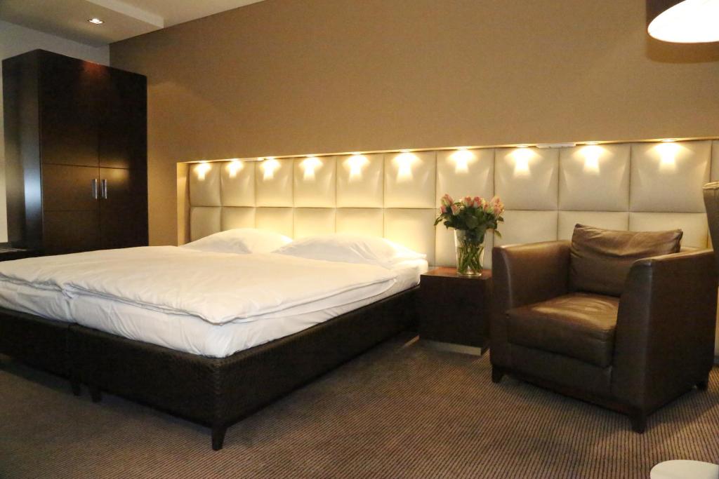 Postel nebo postele na pokoji v ubytování Prielmayerhof HOTEL