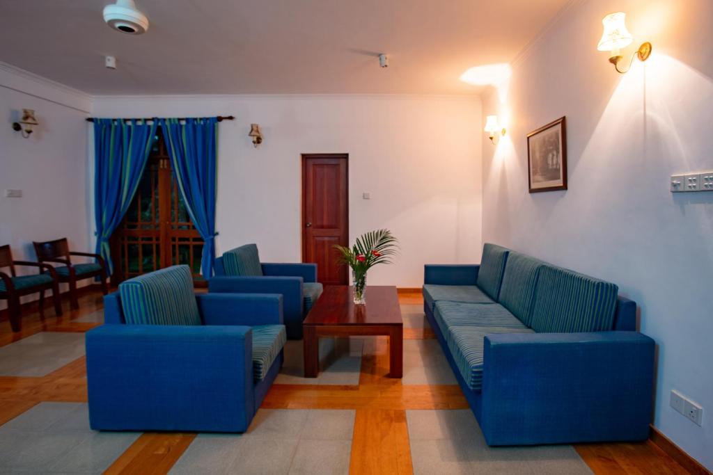 Posezení v ubytování The Kandyan Villa