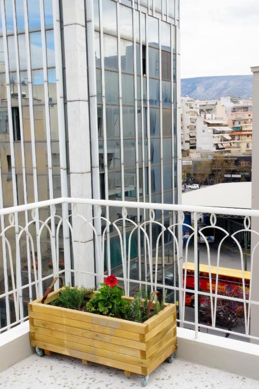 Rõdu või terrass majutusasutuses Absolute Athens XIV View