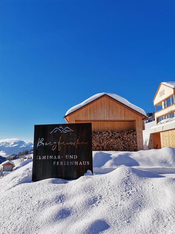 Ferienhaus Bergfrieden Laterns auf 1.170 m v zimě