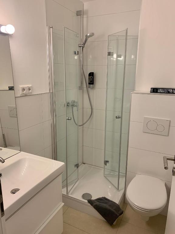 Koupelna v ubytování Hotel Prinz Carl - Apartments mit Klimaanlage