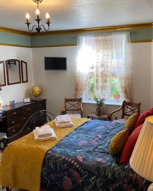 Rosebank House Bed & Breakfast - 庭の景色を望むキングルーム
