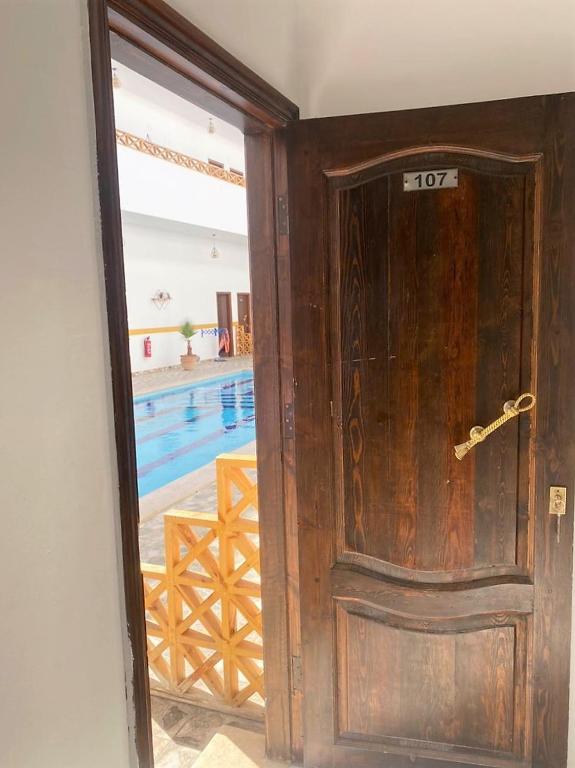 Bazén v ubytování Golden Plaza Dahab Resort nebo v jeho okolí