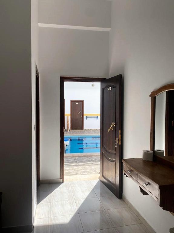 Bazén v ubytování Golden Plaza Dahab Resort nebo v jeho okolí