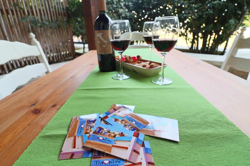 Casa Cabernet Torre Santo Stefano italokat is kínál