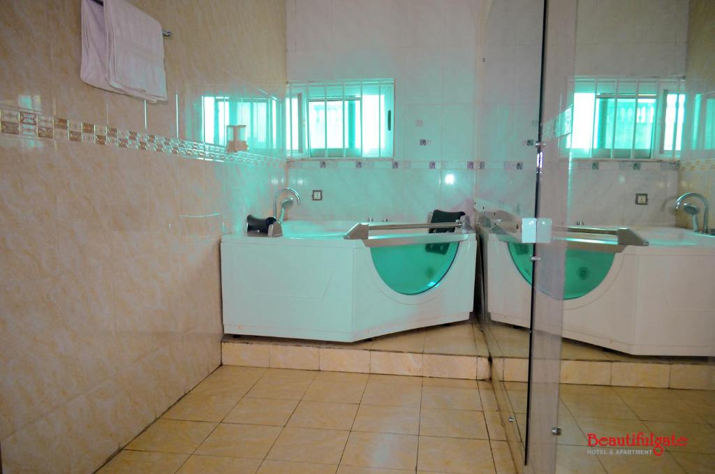 Beautifulgate Hotel - Superior King Suite