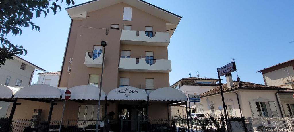 Budova, kde se hotel nachází