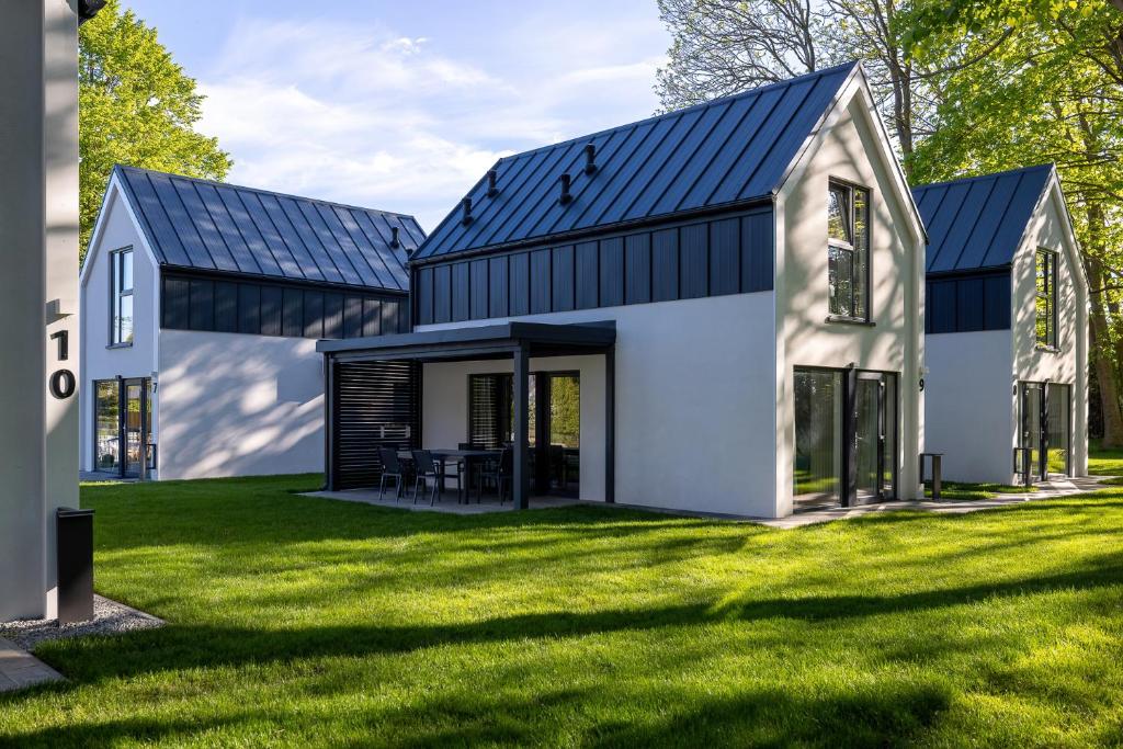 Zahrada ubytování Domki Villa Hoff Resort