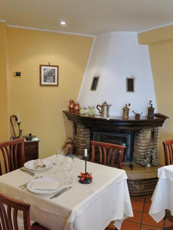 Posezení v ubytování Albergo Miniere