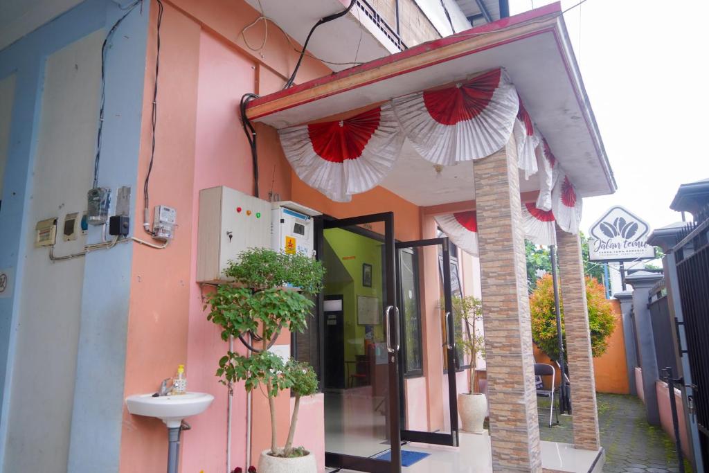 Budova, kde se hostel nachází