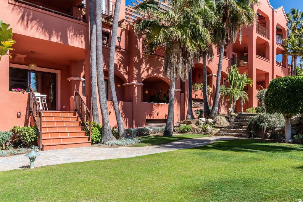 Vasari Superior, Marbella – Updated 2022 Prices