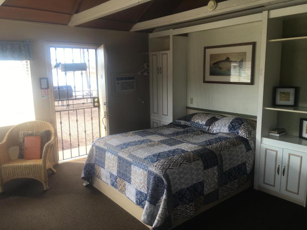 Rainbows End Fishing Resort - Estudio Con Vista Al Lago