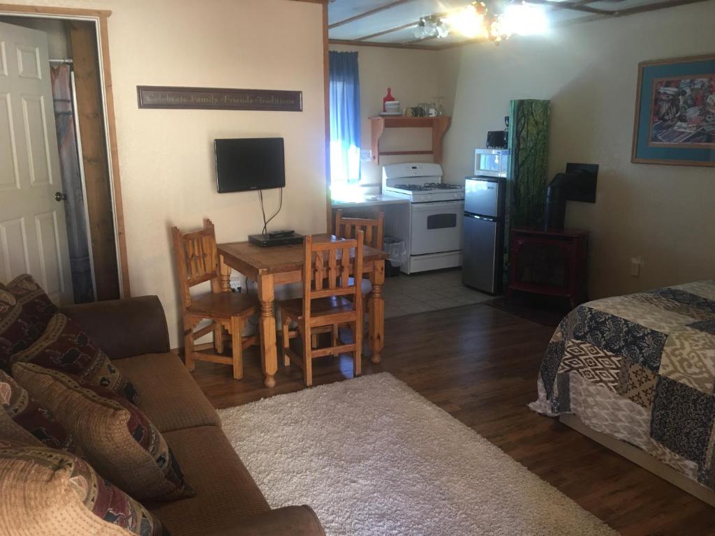 Rainbows End Fishing Resort - Doble Estudio De Lujo