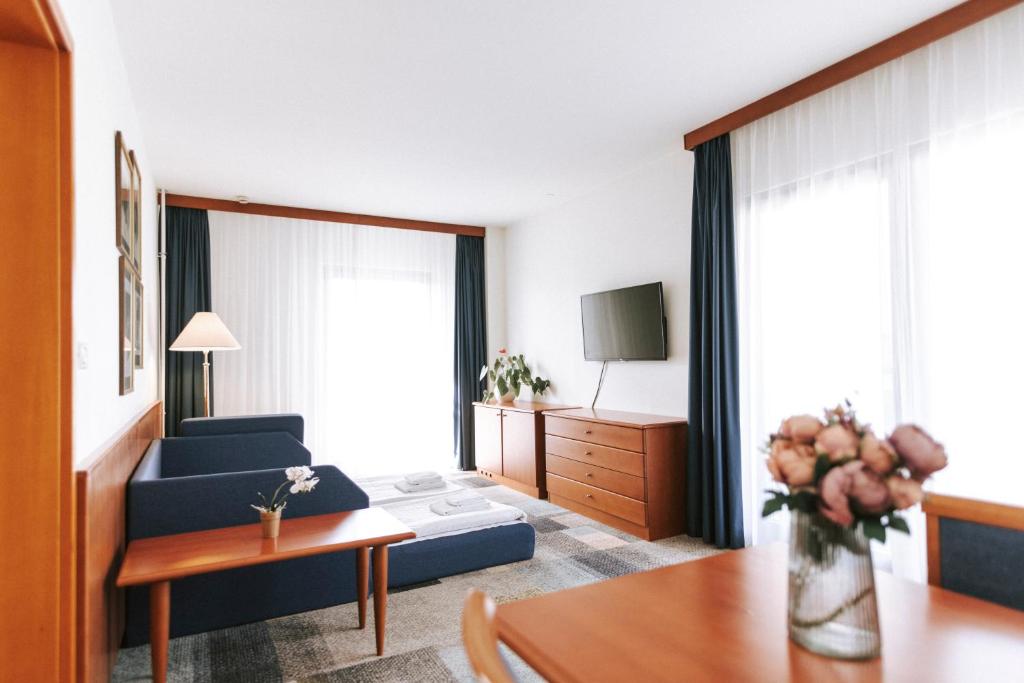 TV a/nebo společenská místnost v ubytování Hotel Toplice - Terme Čatež