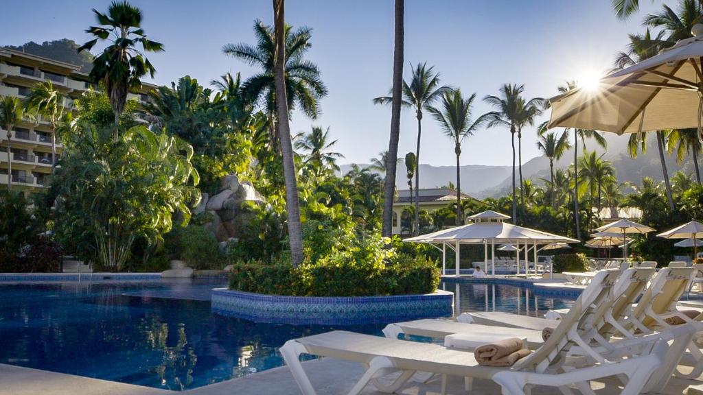 Bazén v ubytování Barceló Puerto Vallarta - All Inclusive nebo v jeho okolí