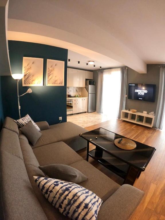 A seating area at Dune Apartment Nessebar