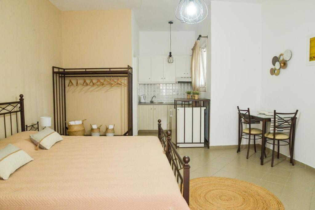 Zdjęcie z galerii obiektu Vichou rooms w mieście Adamas