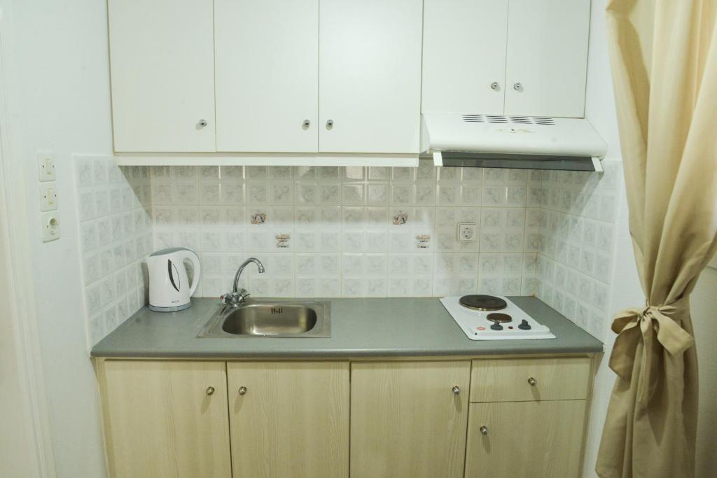 Zdjęcie z galerii obiektu Vichou rooms w mieście Adamas