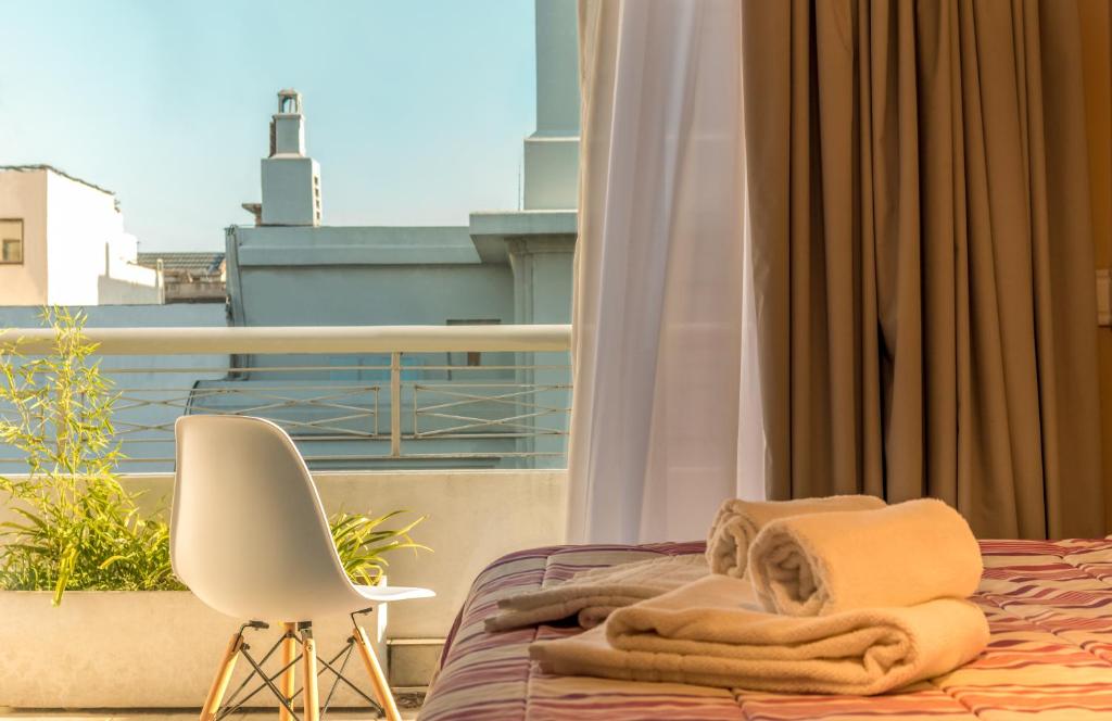Up Viamonte Hotel - 