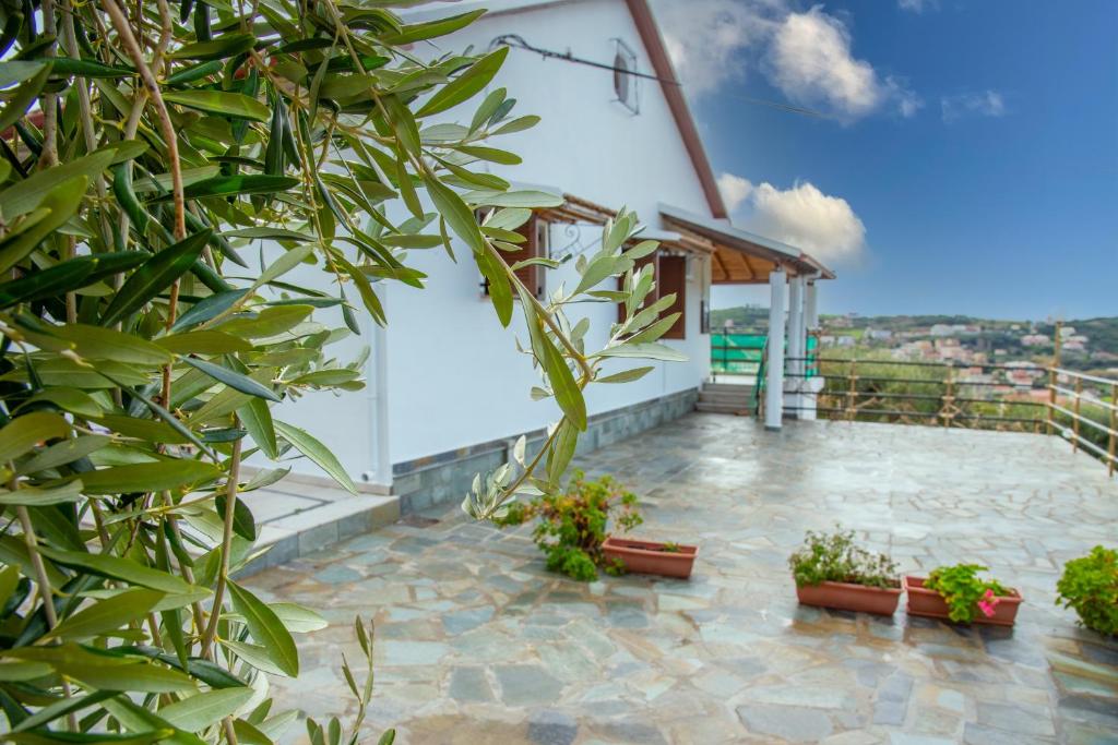 A balcony or terrace at Eleonas Holiday Home Apartment