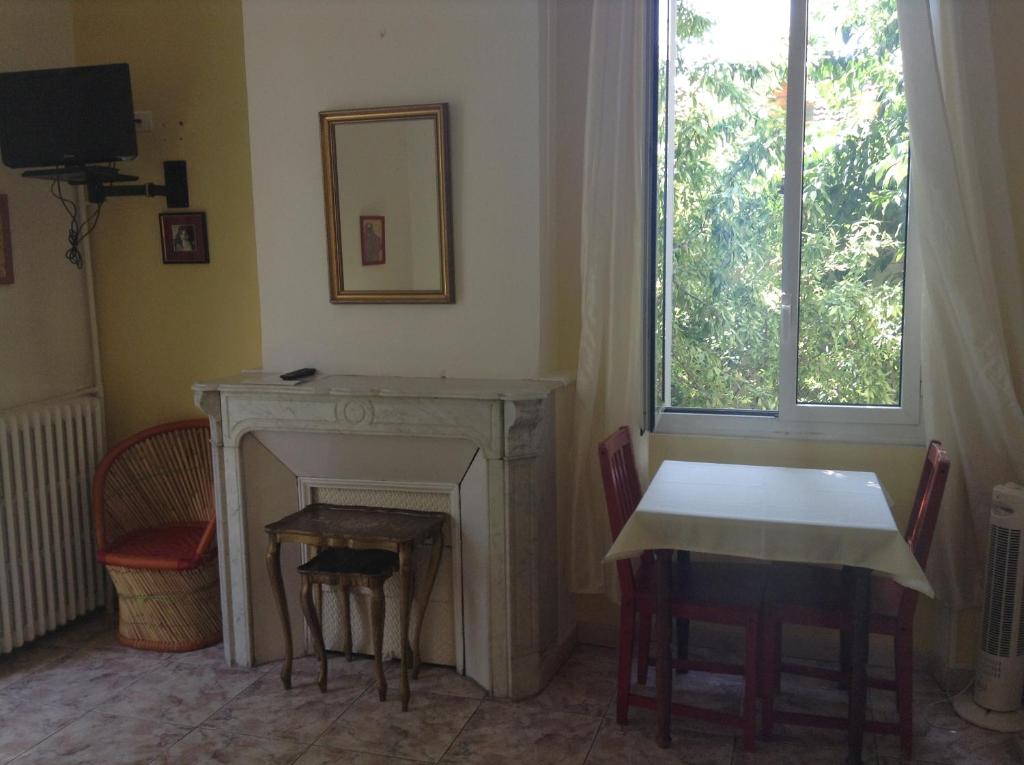 Fotografie z fotogalerie ubytování Hotel Acapulco v Montpellier