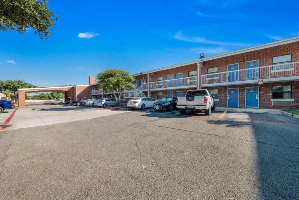 Motel 6-Plano, TX - Plano Northeast