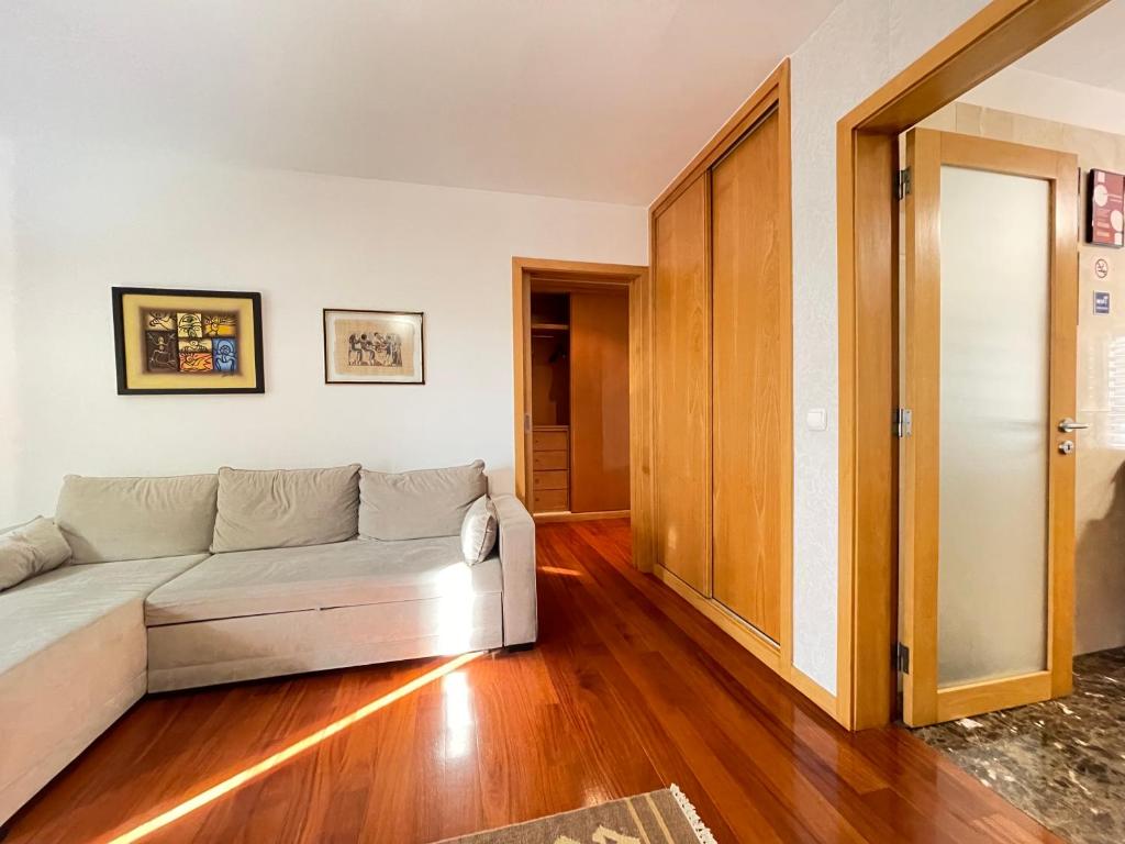 Miguel Torga Diamond Penthouse - 11