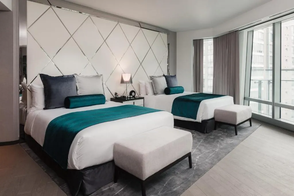 Paradox Two Queen Beds with Balcony