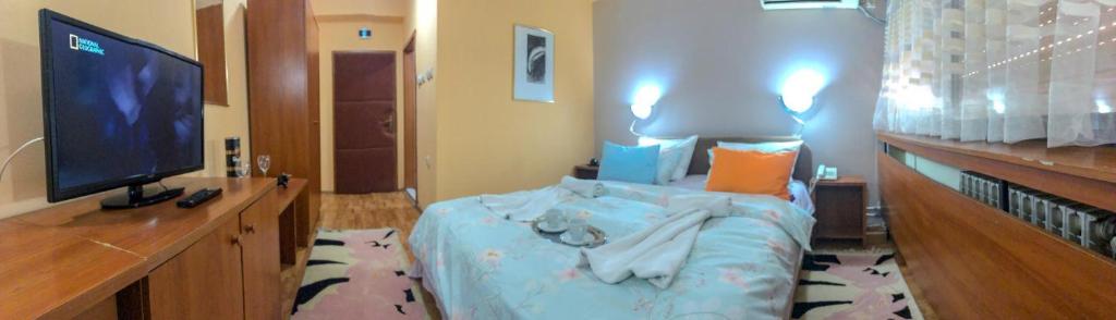 Room in Guest room - Hotel Square Skopje Macedonia - Twin/Double Room