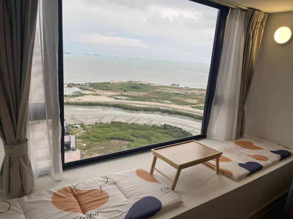 Melaka Imperio Residence with Wifi and PoolSeaview - One-Bedroom Apartment