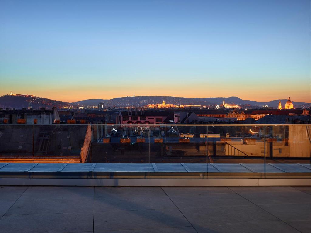 EST Grand Hotel Savoy - Resim 20