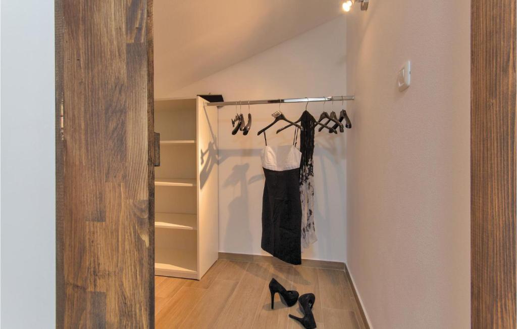 Zdjęcie z galerii obiektu Holiday Home Marcana 57 w mieście Marčana