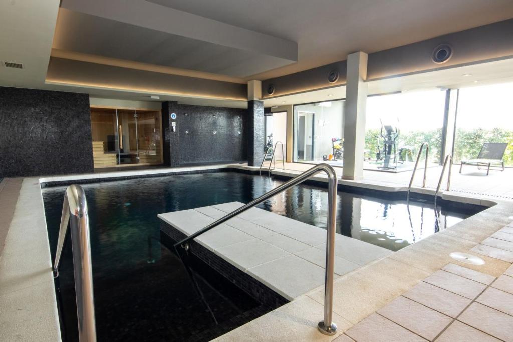 Bazén v ubytování Luxury apartment stunning seaview BS 3104 nebo v jeho okolí