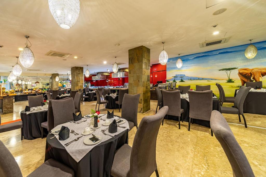 Restaurace v ubytování PrideInn Azure Hotel Nairobi Westlands