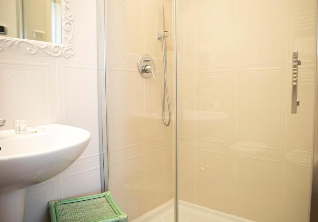 A bathroom at Palazzo de Brado