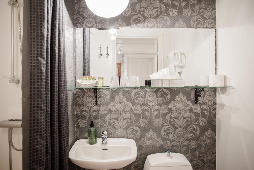 Koupelna v ubytování Grand Hotel Lysekil